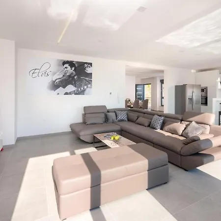 Villa Narona Makarska