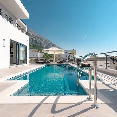 Narona * Makarska